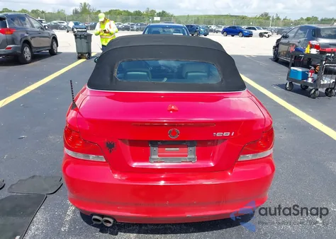 2008 BMW 128I z USA, uszkodzony, nr VIN WBAUN13538VH79702